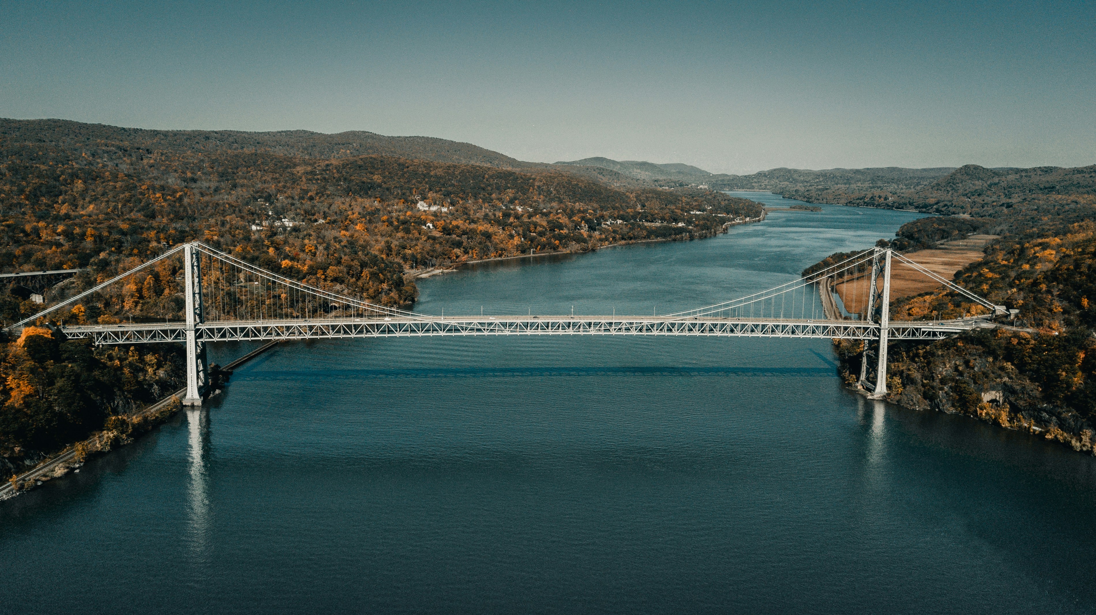Bridge Commercial platform connecting regulated SMBs to compliance frameworks
